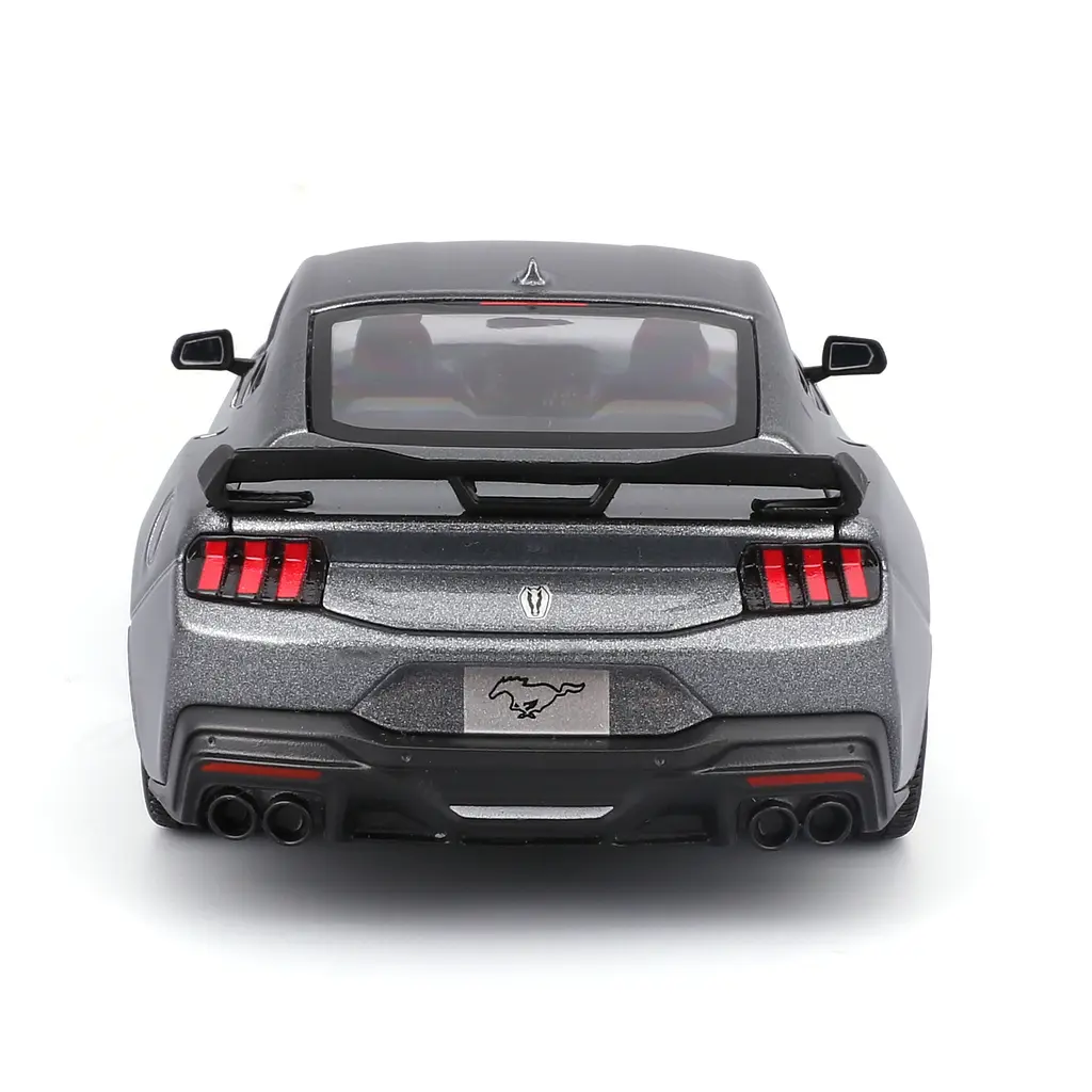 Машинка іграшкова Maisto 2024 Ford Mustang Darkhorse, масштаб 1:24 (32925 met.grey) - фото 4