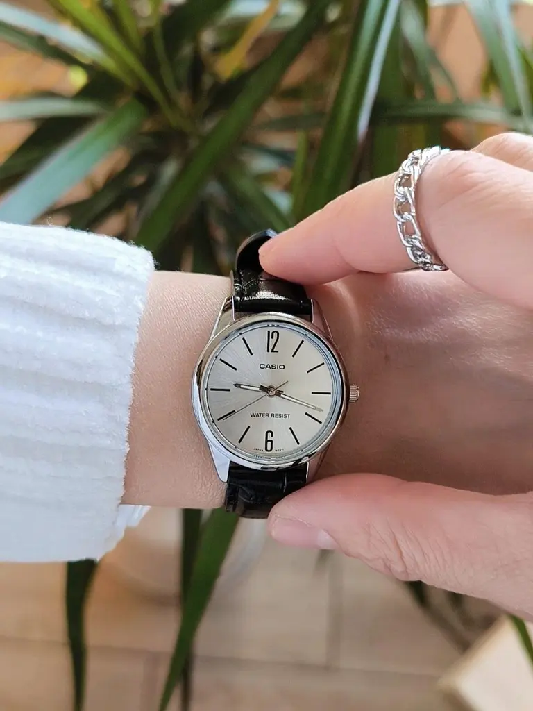 Годинник Casio LTP-V005L-7BUDF - фото 5