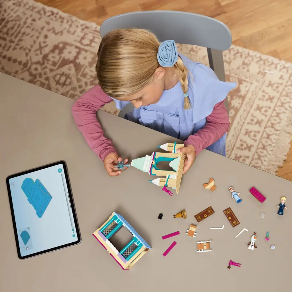 Конструктор LEGO Disney Замерзший замок в королевстве Эрендел 171 деталь (43265) - фото 7