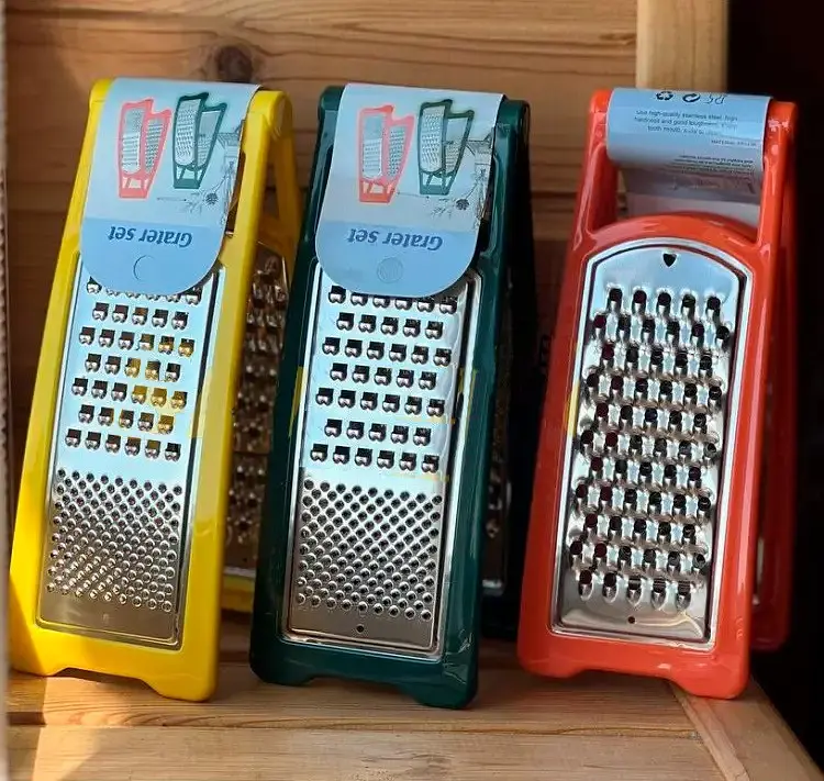 Тертка Grater пластикова, зручна LY-320 (в асортименті)