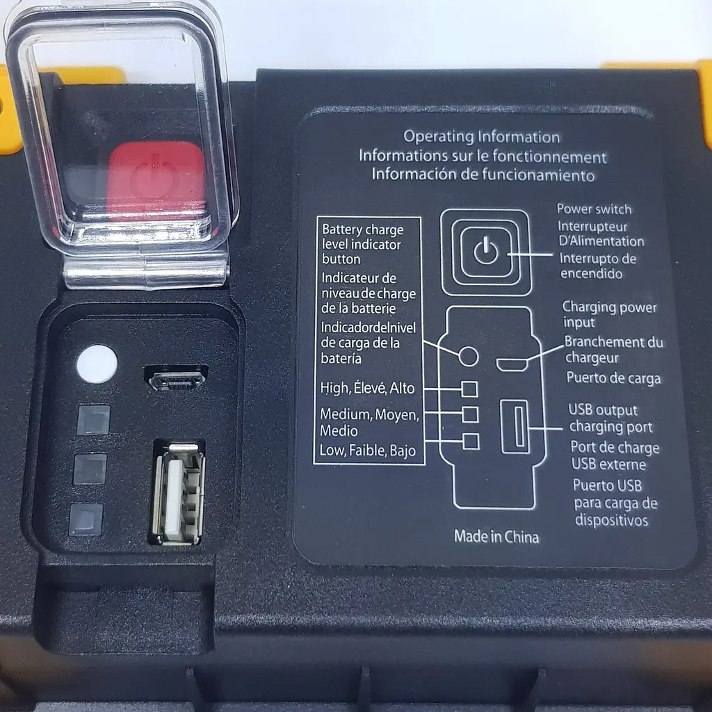 Акумуляторний LED прожектор IP 65 світлодіодний ліхтар COB 4см. з Power Bank - фото 8