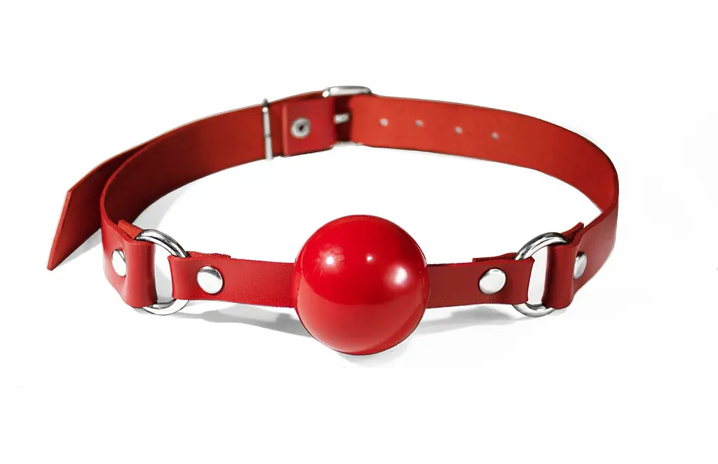 Кляп силіконовий Feral Feelings Silicon Ball Gag Red/Red
