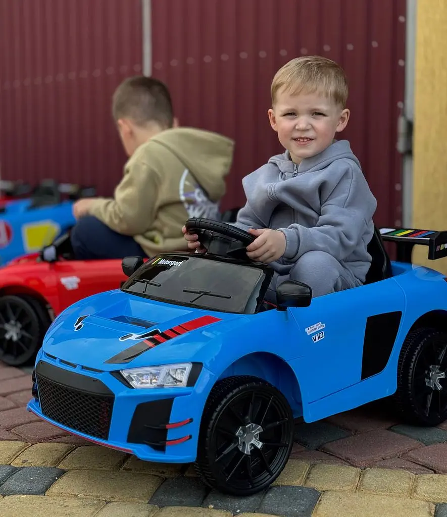 Дитячий електромобіль PRIMA CAR Cabrio 6V 5A (спойлер, пульт, LED-фари, звук, відкривні двері, педаль газу), Синій - фото 10