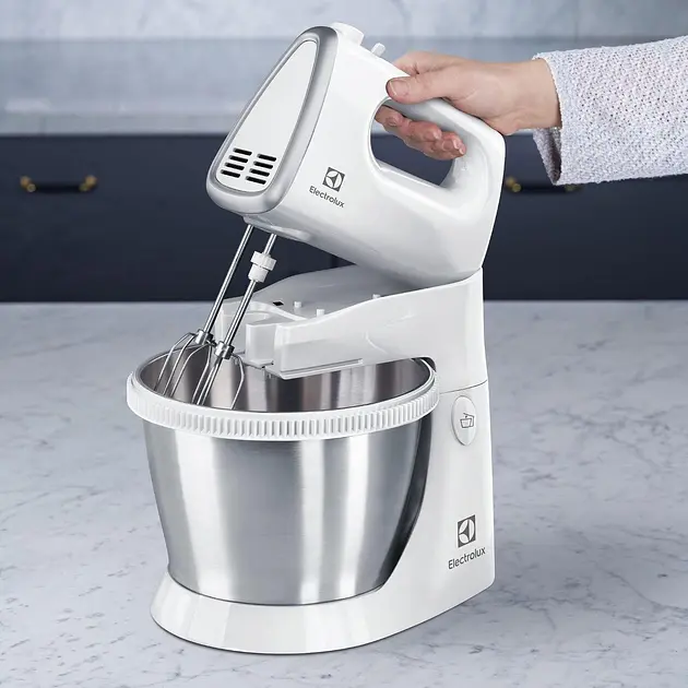 Міксер з чашею Electrolux ESM3300 білий - фото 6