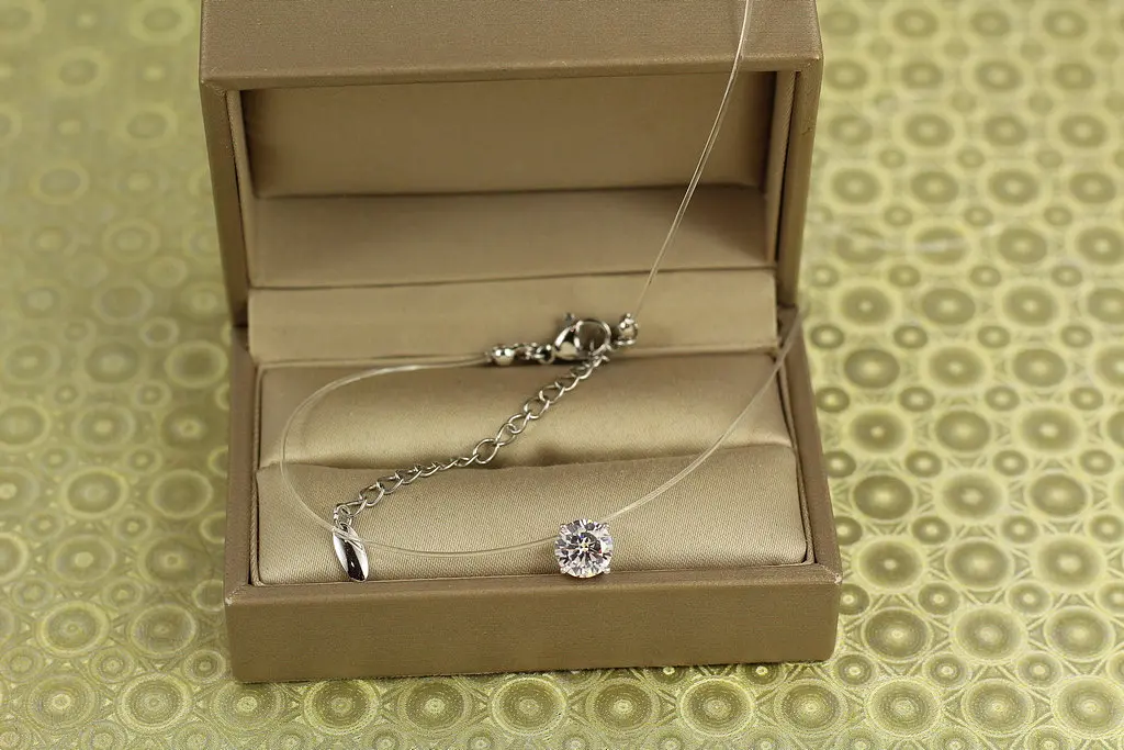 Ліска Xuping Jewelry камінь 7 мм 40 см додаток 5 см срібляста