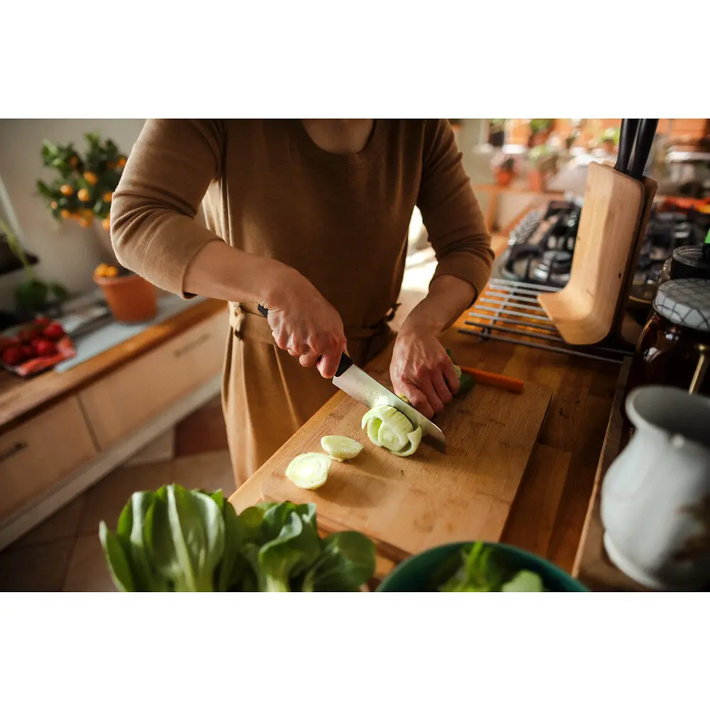 Ніж кухонний поварський Fiskars Santoku Functional Form 16 см, нержавіюча сталь, пластик, чорний kuh0014591 - фото 6