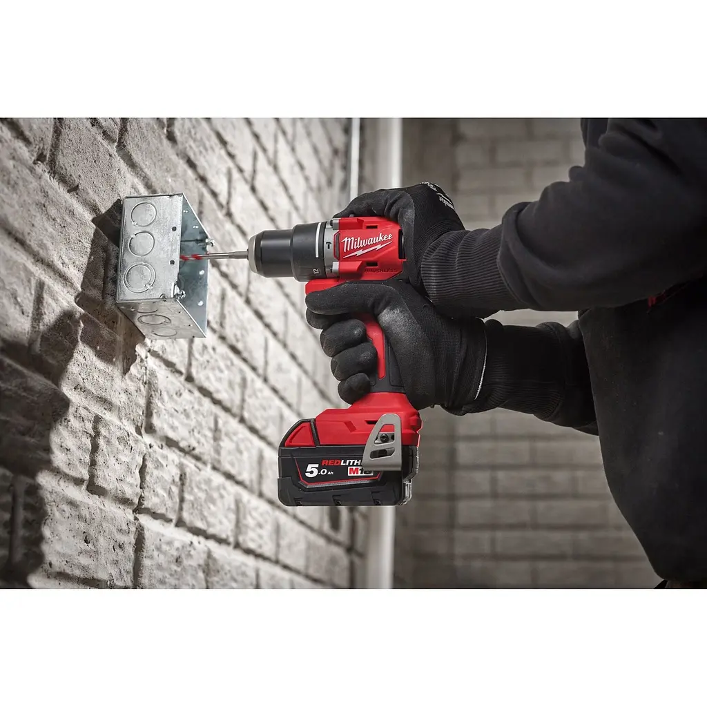 Дриль-шуруповерт Milwaukee M18 BLPDRC-422С (4933492825) [128931] - фото 6