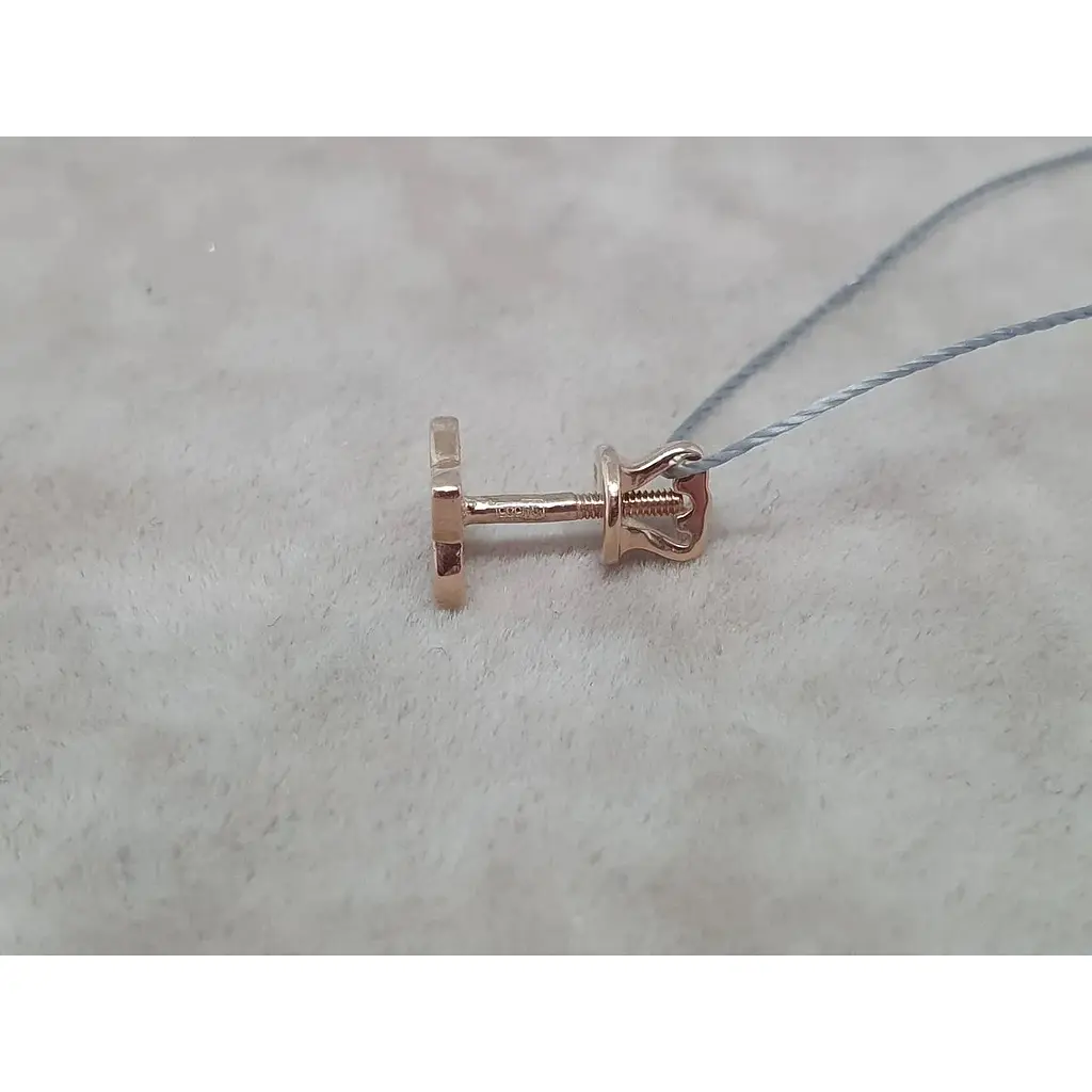 Золотая моносерьга-пуссета Ювелирное производство А. Долина с эмалью. 220932/1 - фото 3