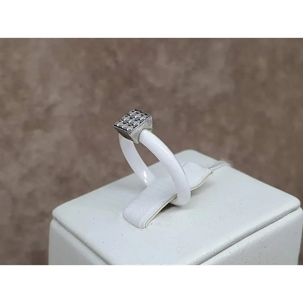 Срібне кільце Aurora з керамікою і фіанітами. С1007Б 16 - фото 3