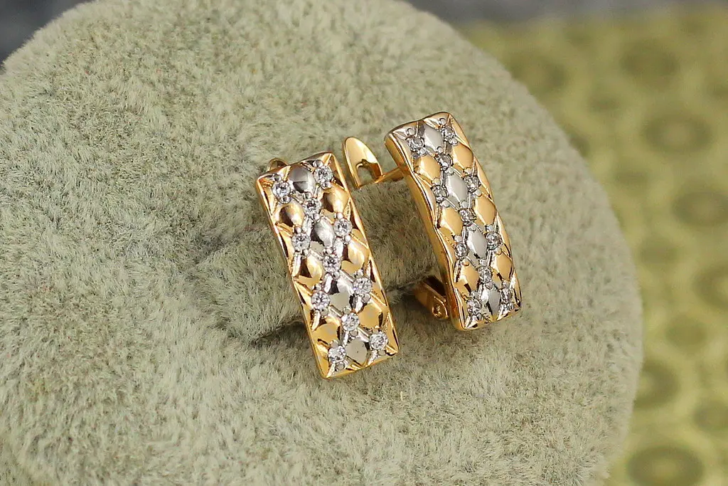 Сережки Xuping Jewelry драпіровка з родієм 1,6 см золотисті - фото 2