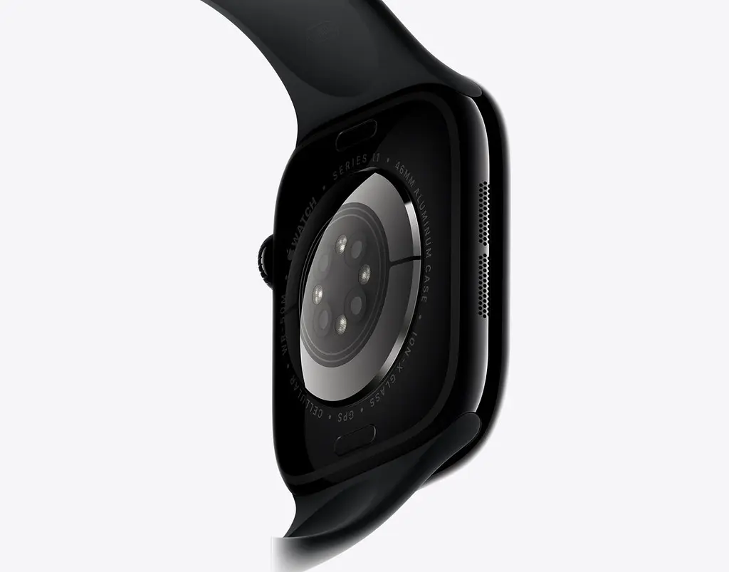 Розумний годинник Apple Watch Series 11 GPS 46mm Jet Black Alu. Case w. Black S. Band - M/L (MEUX4) - фото 4