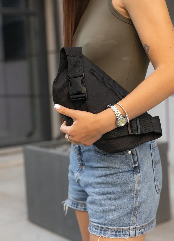 Жіноча сумка на пояс бананка Sambag Tirso Max чорний тканевий 38 × 17 × 6 см (80341065) - фото 6