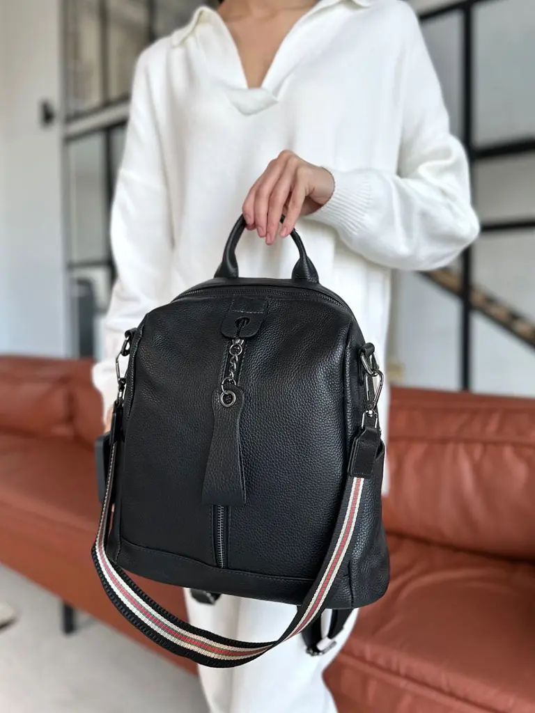 Шкіряний жіночий молодіжний рюкзак чорний на кожен день 94413 Tiding Bag - фото 2