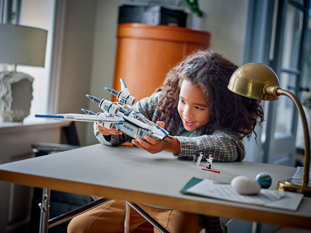 Конструктор LEGO Star Wars Повстанческий истребитель U-Wing 594 деталей (75399) - фото 8