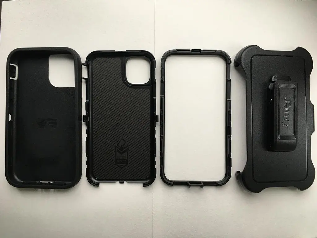 Чохол протиударний з кліпсою OtterBox Defender Series 77-62457 для iPhone 11 (6.1") Black - фото 6
