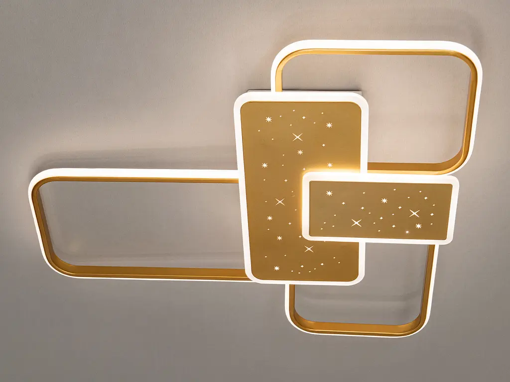 Современная потолочная светодиодная люстра с пультом, 105 Вт, золото. - фото 3