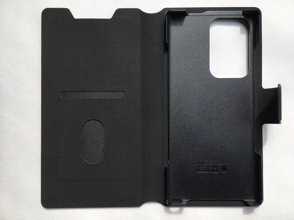 Протиударний чохол-книжка OtterBox Strada Series Via 77-86602 Samsung Galaxy S22 Ultra (6.8") Black - фото 5