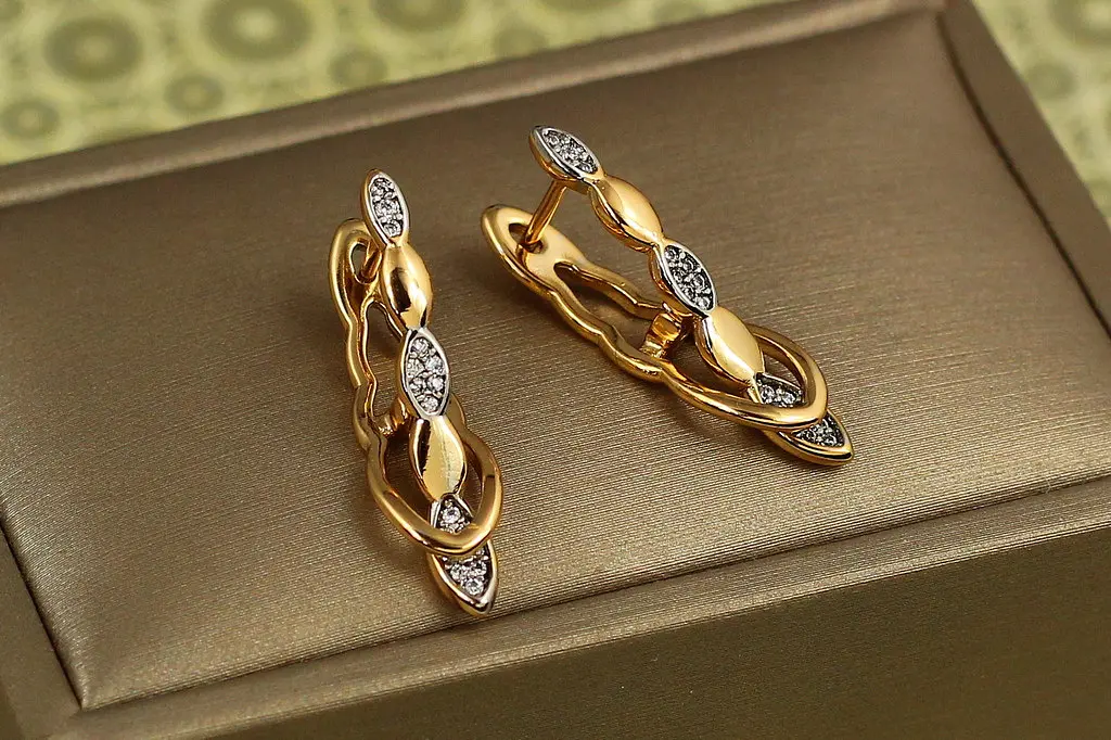 Сережки Xuping Jewelry забавка з родієм 2,7 см золотисті - фото 2