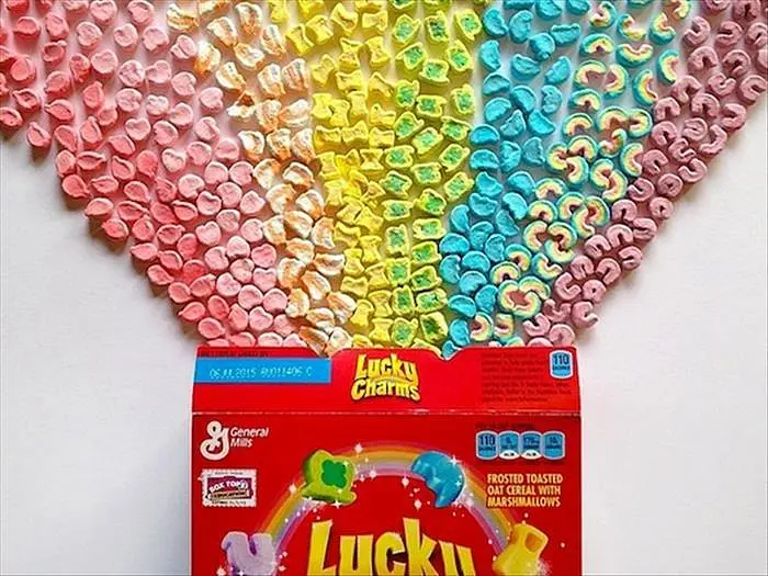 Сухий сніданок Lucky Charms 297g - фото 2