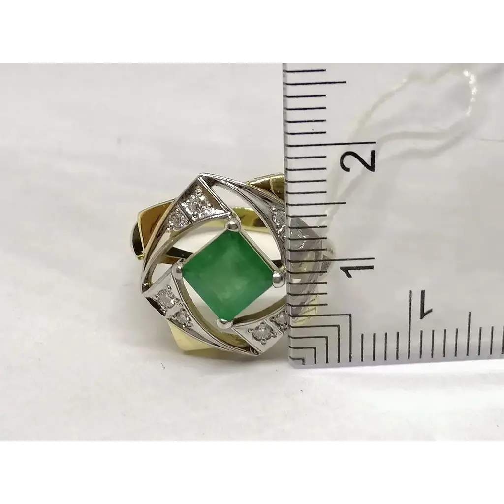 Золоте кільце Агні Іріда з діамантами і смарагдом. Артикул 11359 17 - фото 4