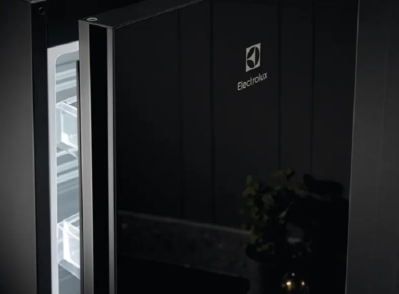 Холодильник Electrolux холодильне відділення 244 л морозильне відділення 94 л А+ NF (RNT7ME34K1) - фото 4