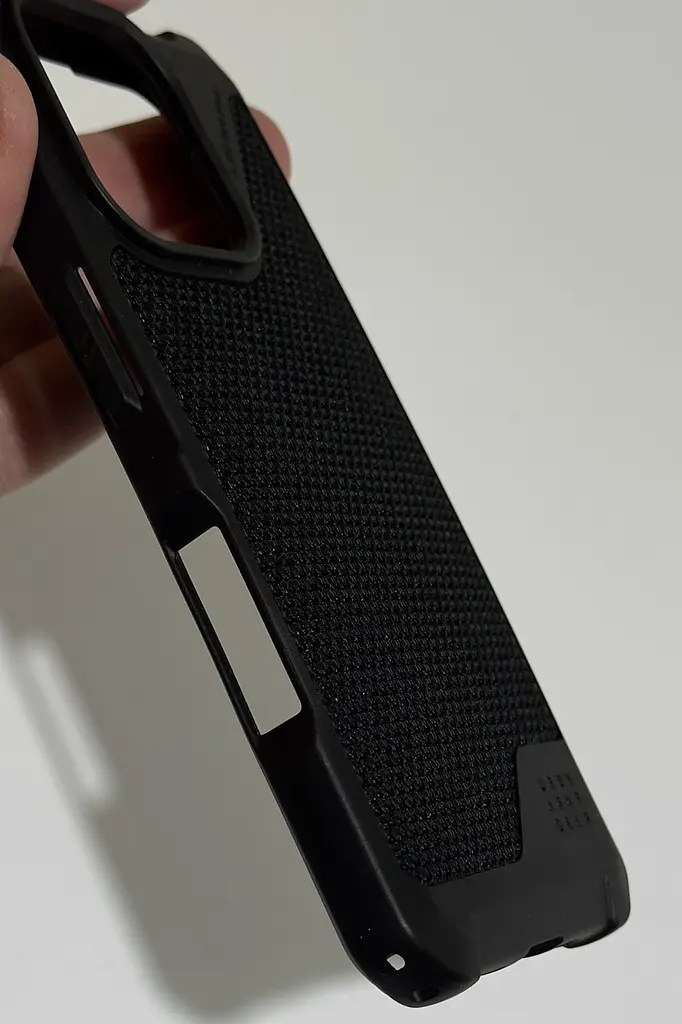 Оригінальний протиударний чохол для iPhone 16 PRO UAG Metropolis LT MagSafe Kevlar Black 114452113940 - фото 10