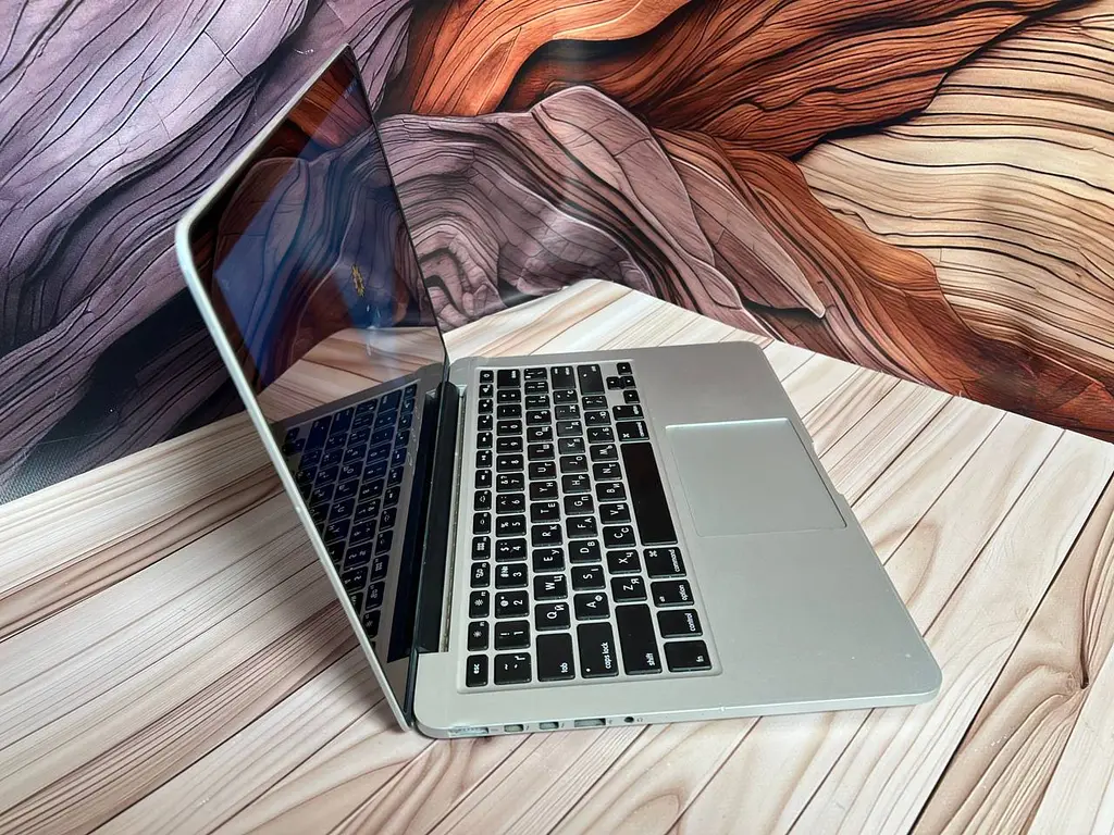 Б/в Ноутбук Apple MacBook Pro 13" 2015 A1502 i5-5257U/16/256 (C02RL0QDFVH6) - фото 4