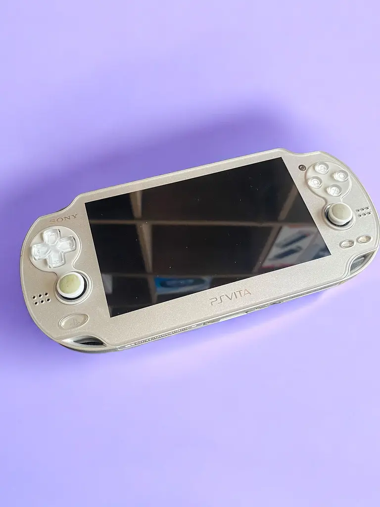 Портативна ігрова приставка кишенькова бездротова Sony Playstation Vita Fat 64 GB + 25 ігор Сріблястий - фото 3