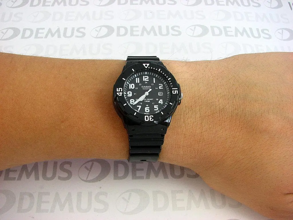 Годинник Casio LRW-200H-1BVEF - фото 3