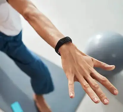 Фитнес-браслет OnePlus Band (w101N) черный - фото 7