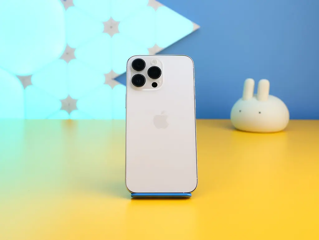 Смартфон Apple iPhone 14 Pro Max 128GB Silver (MQ9Q3) Б/В - фото 6