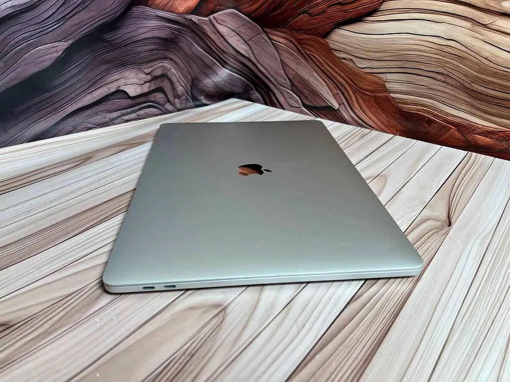 Б/в Ноутбук Apple MacBook Pro 15" 2017 A1707 i7-7820HQ/16/500 (C02V521SHTD8) - фото 6