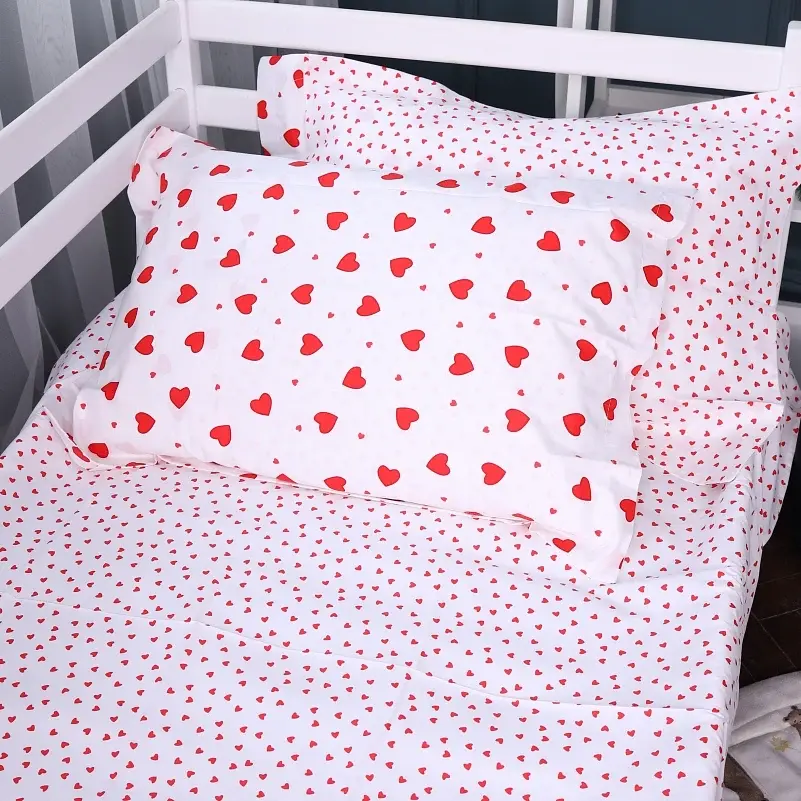Простыня на резинке MirSon Poplin Line Kids 01 Little Hearts 120х200 см белая с красным (2200009710674) - фото 1