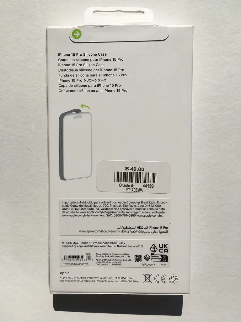 Оригінальний силіконовий чохол для iPhone 15 Pro Apple Silicone Case with MagSafe Midnight Black MT1A3ZM/A - фото 4