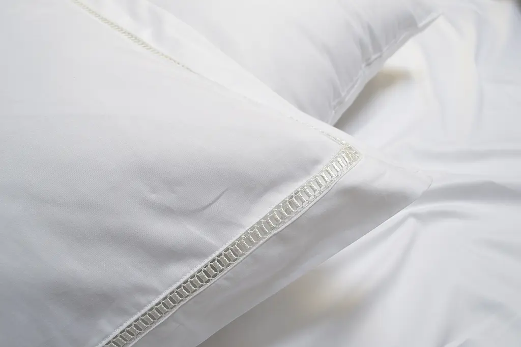 Постельное белье сатин premium Lotus Home - Queena белый евро - фото 6