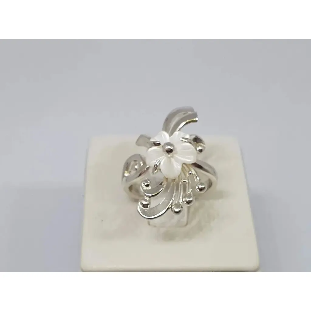 Срібна каблучка Харківський ювелірний завод з перламутром. 041332 16,5 - фото 2