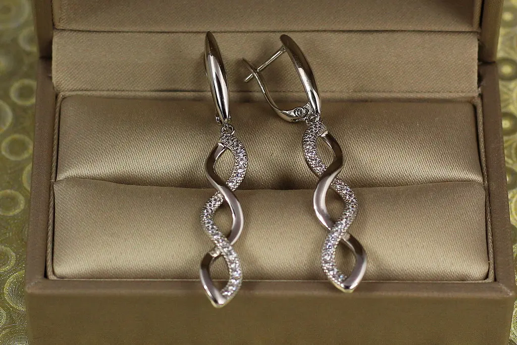 Сережки підвіски Xuping Jewelry Калето 5 см сріблясті - фото 2