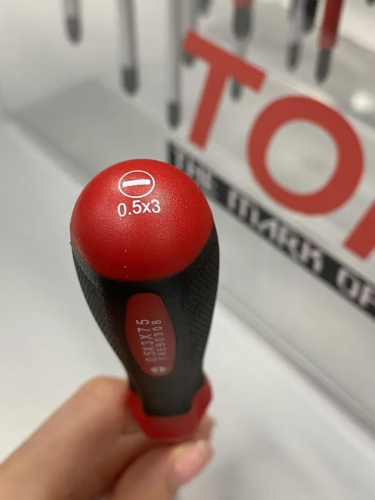 Викрутка діелектрична шліцьова TOPTUL 3x75 мм (1000V) FAEB0308 - фото 3