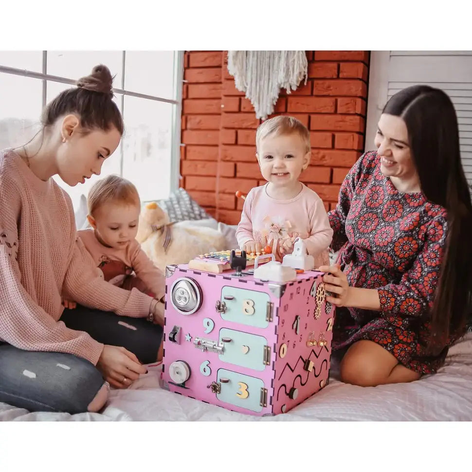 Развивающая игрушка Бизикуб Temple Group TG200132 30х30х30 см Розовый - фото 3