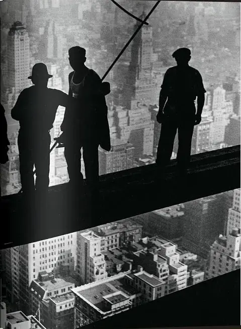Lewis W. Hine. America at Work - фото 10