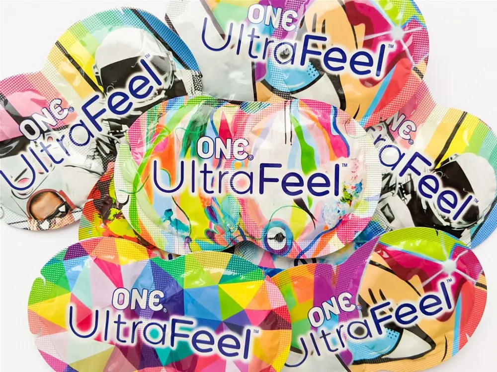 Презервативы One UltraFeel 2 в 1 ультратонкие с дополнительным пакетом смазки 40 шт. (ROZ6501051989) - фото 4