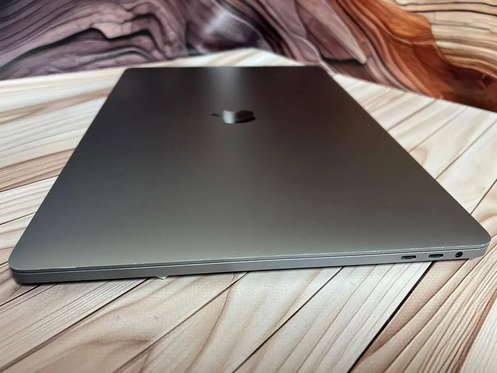 Ноутбук Apple MacBook Pro 16" i9-9880H/32/1TB (C02GJ2XZMD6T) Б/в - фото 6