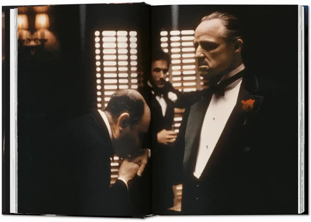 Steve Schapiro. The Godfather Family Album - фото 3
