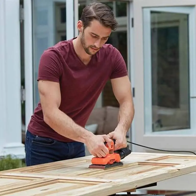 Вібраційна шліфмашина Black+Decker BEW220 [119602] - фото 4