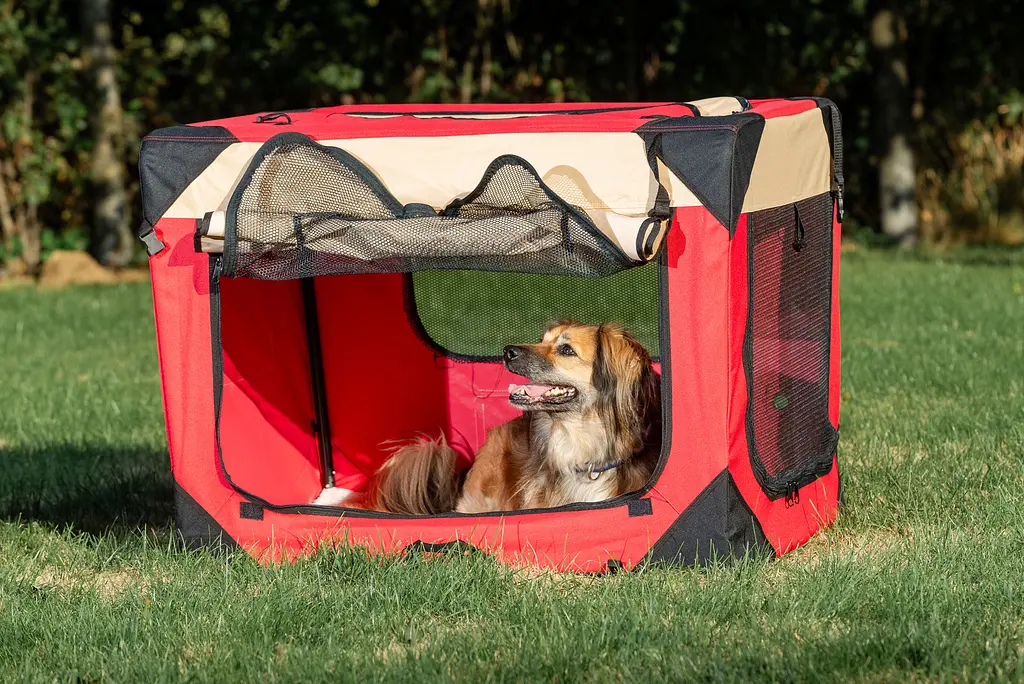 М'яка клітка для собак SenFul Pet Soft Crate з флісовим килимком та чохлом, червоно-бежева - фото 2