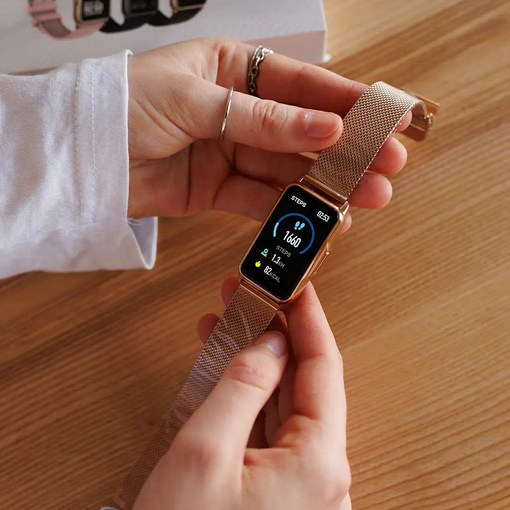 Часы Smart Mioband Nano+ Gold, 2 ремешка - фото 9