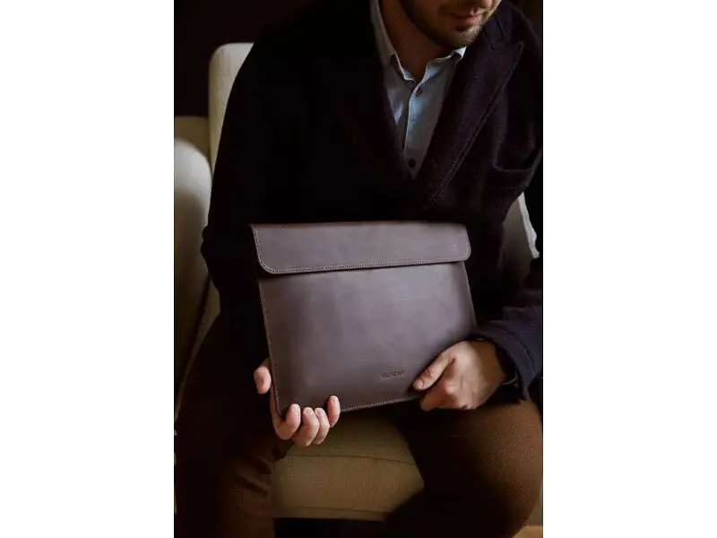 Чохол для ноутбука InCarne Klouz MacBook Air 13 2018-2025 (вінтажний) коричневий (klouz-brown-vintage-air-13) - фото 5