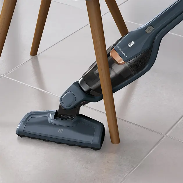 Пилосос акумуляторний Electrolux EERC75DB - фото 6