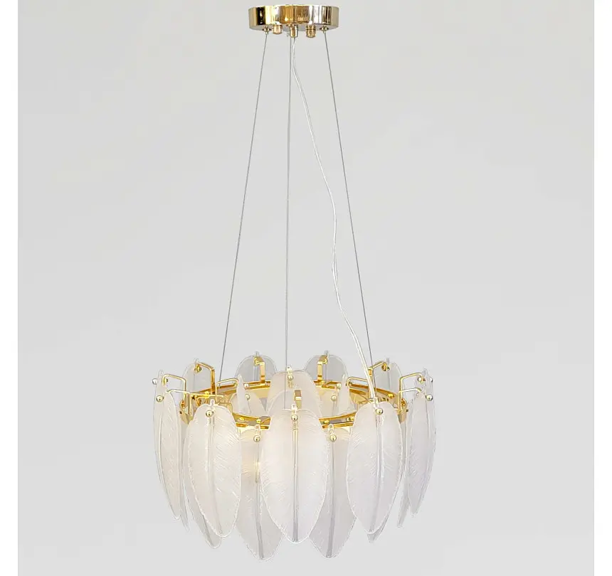 Компактна підвісна люстра Artlight 21824-400GD золота кругла на 5 ламп E14 з матовим скляним пір'ям - фото 2