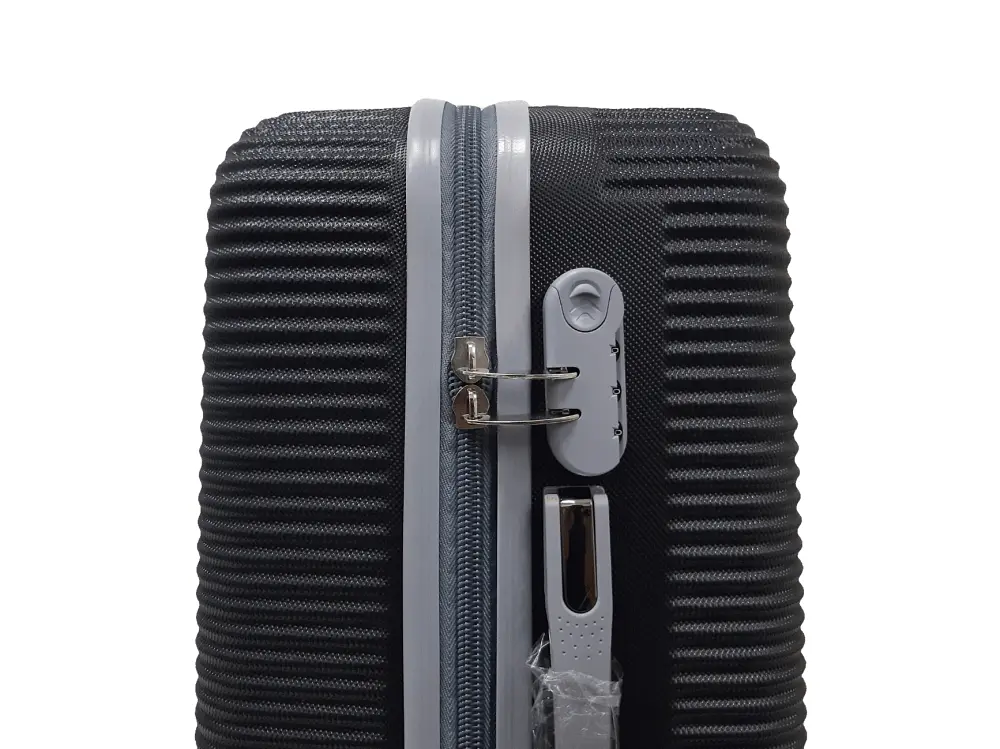 Валіза маленька S ABS-пластик Milano bag 004 56,5×39×24см 40л Чорний - фото 5